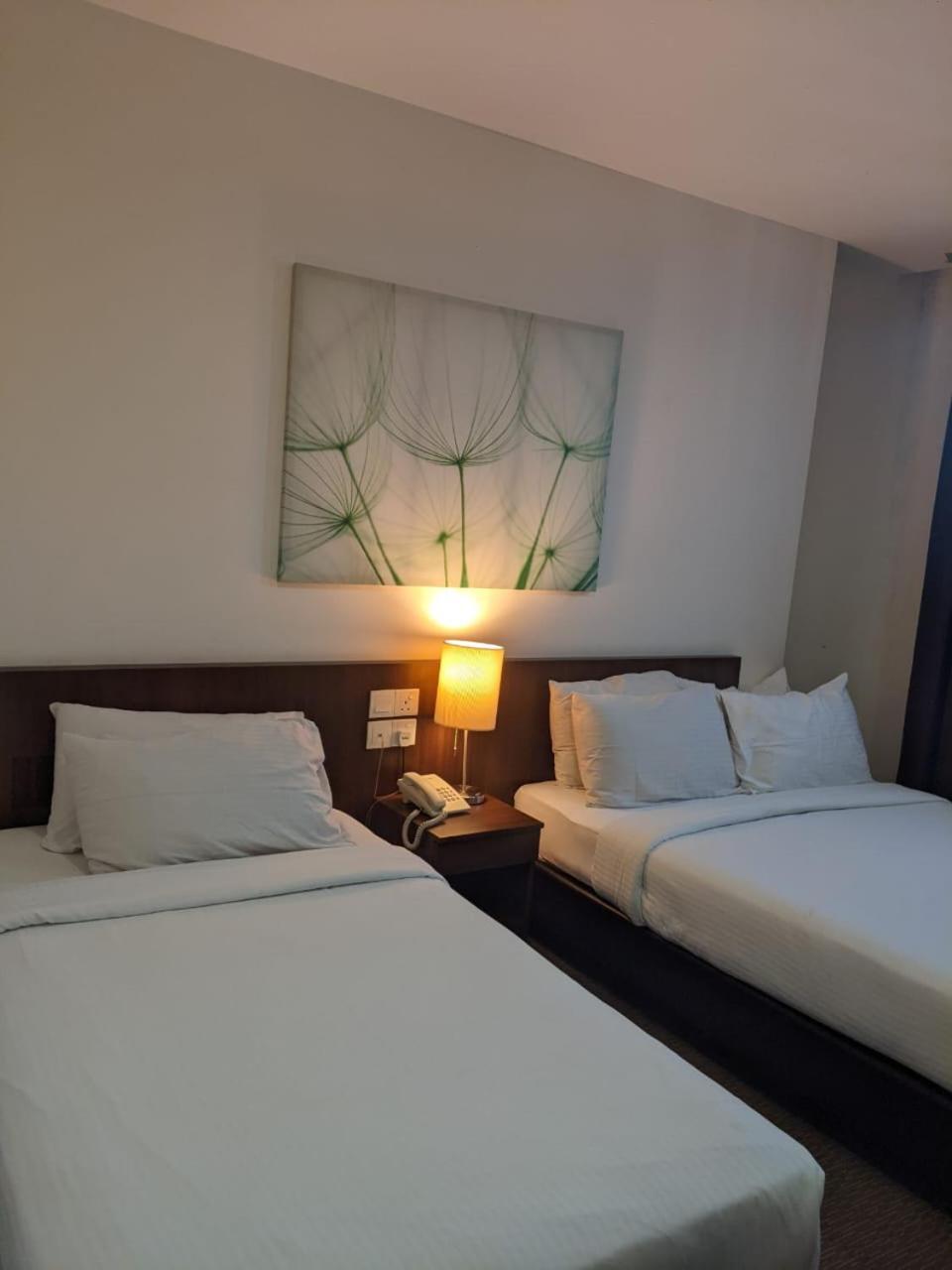 The View Hotel Segamat Eksteriør bilde
